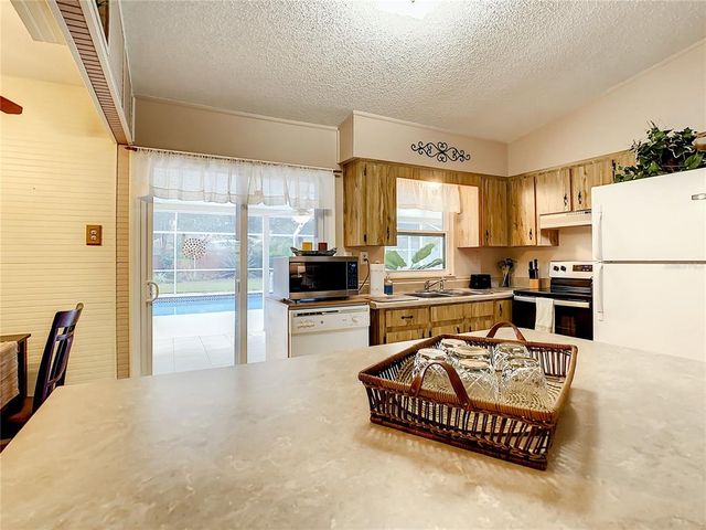 6170 NW 57TH COURT, Ocala, FL 34482
