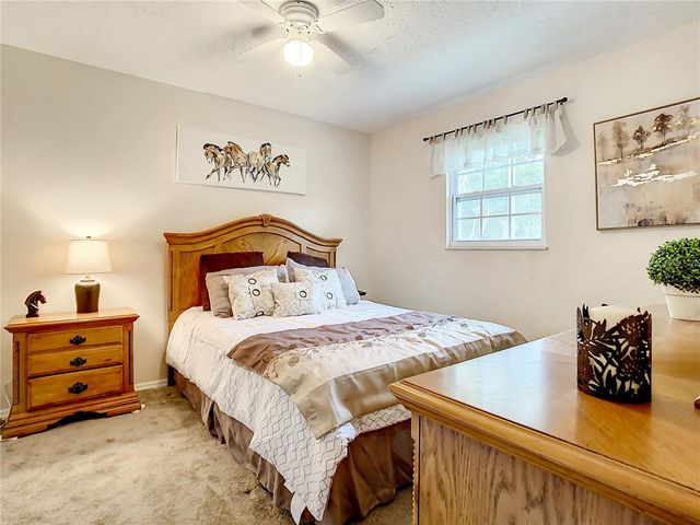 6170 NW 57TH COURT, Ocala, FL 34482