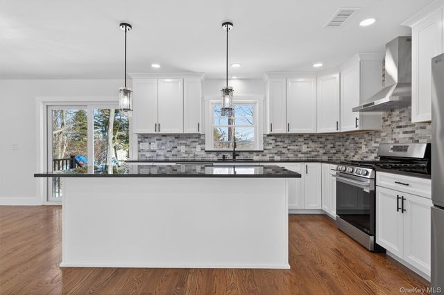 864 Route 17M, Middletown, NY 10940