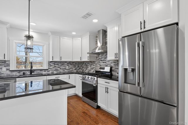 864 Route 17M, Middletown, NY 10940