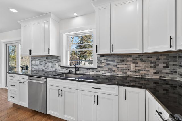 864 Route 17M, Middletown, NY 10940