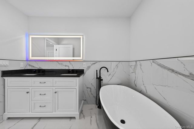 864 Route 17M, Middletown, NY 10940