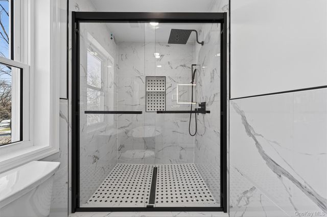 864 Route 17M, Middletown, NY 10940