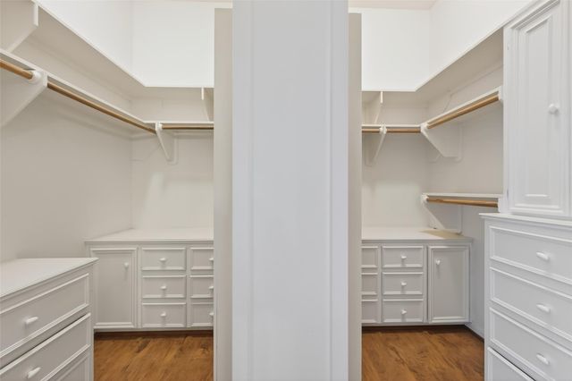 249 Blue Hill Drive, Montgomery, TX 77356