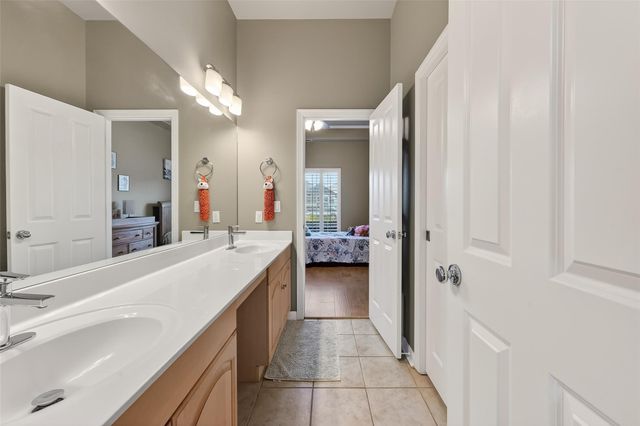 249 Blue Hill Drive, Montgomery, TX 77356