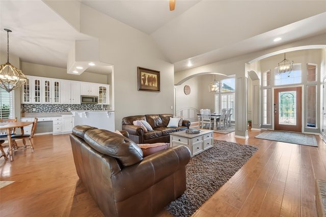 249 Blue Hill Drive, Montgomery, TX 77356