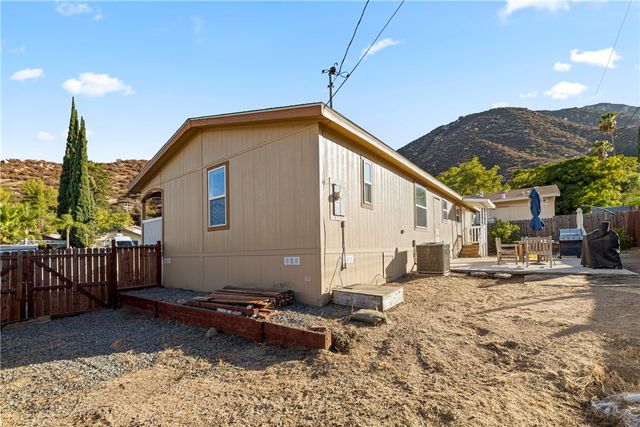 33201 Benner Street, Lake Elsinore, CA 92530