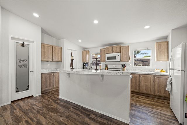 33201 Benner Street, Lake Elsinore, CA 92530