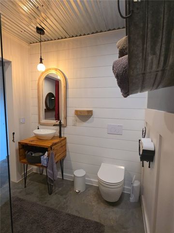 3713 Madison 8715, Huntsville, AR 72740