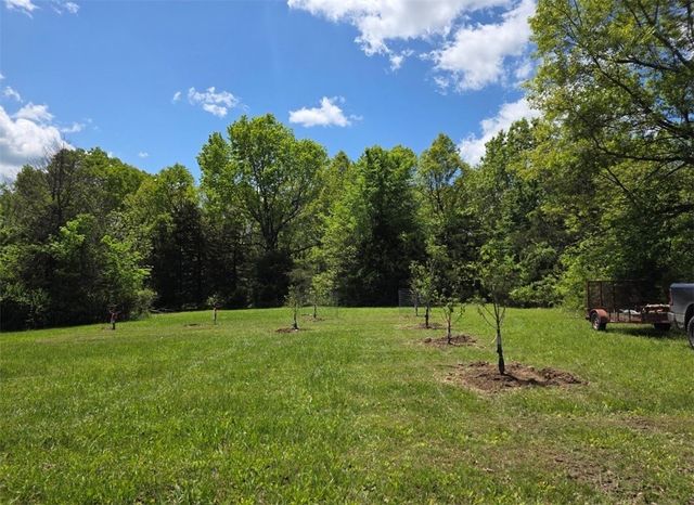 3713 Madison 8715, Huntsville, AR 72740