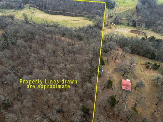 3713 Madison 8715, Huntsville, AR 72740