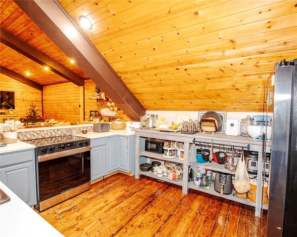 3713 Madison 8715, Huntsville, AR 72740