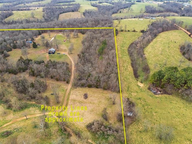 3713 Madison 8715, Huntsville, AR 72740