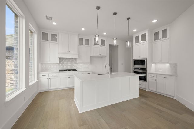 812 Zenica Drive, Aledo, TX 76008