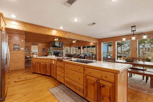 88 Wilcox Street, Mount Vernon, TX 75457