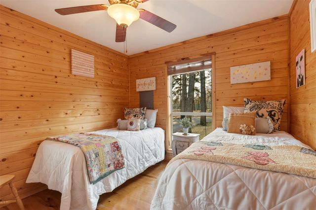 88 Wilcox Street, Mount Vernon, TX 75457