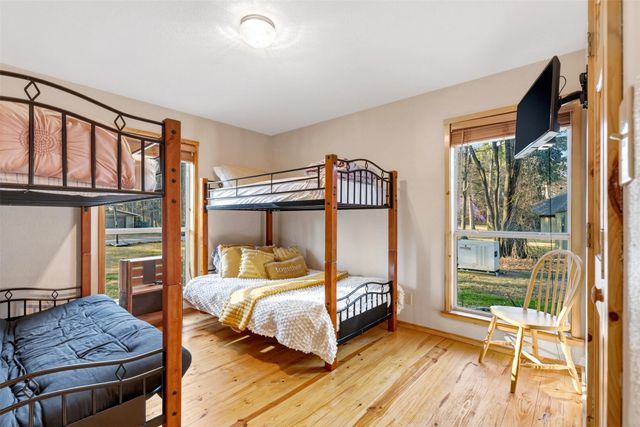 88 Wilcox Street, Mount Vernon, TX 75457