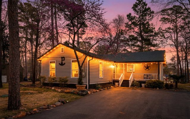 88 Wilcox Street, Mount Vernon, TX 75457