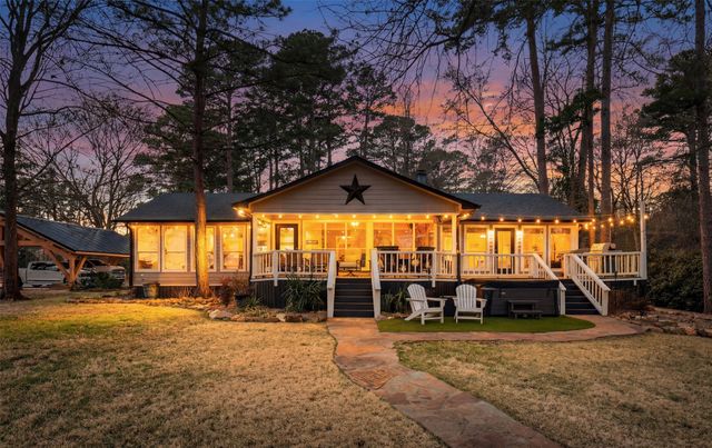 88 Wilcox Street, Mount Vernon, TX 75457