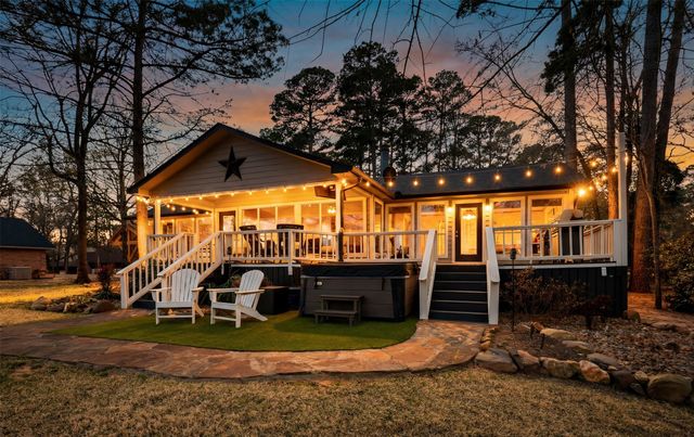 88 Wilcox Street, Mount Vernon, TX 75457