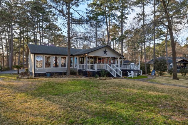 88 Wilcox Street, Mount Vernon, TX 75457