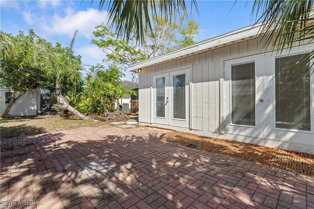 8925 Dorchester ST, Fort Myers, FL 33907