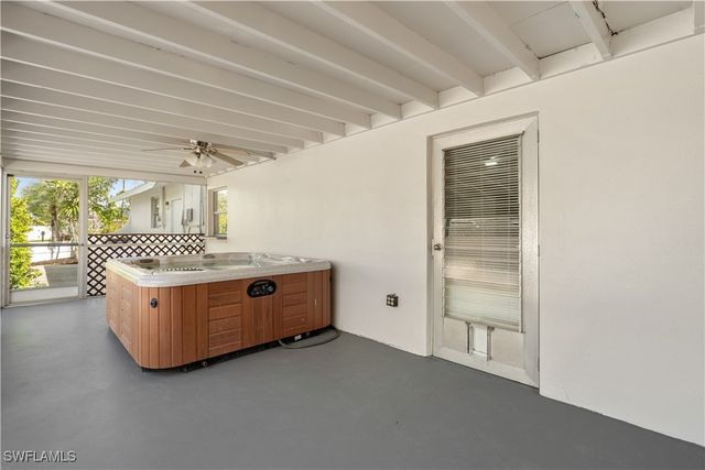 8925 Dorchester ST, Fort Myers, FL 33907