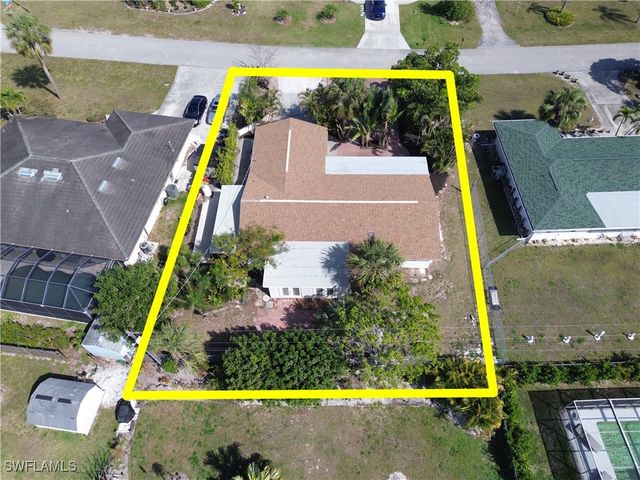 8925 Dorchester ST, Fort Myers, FL 33907