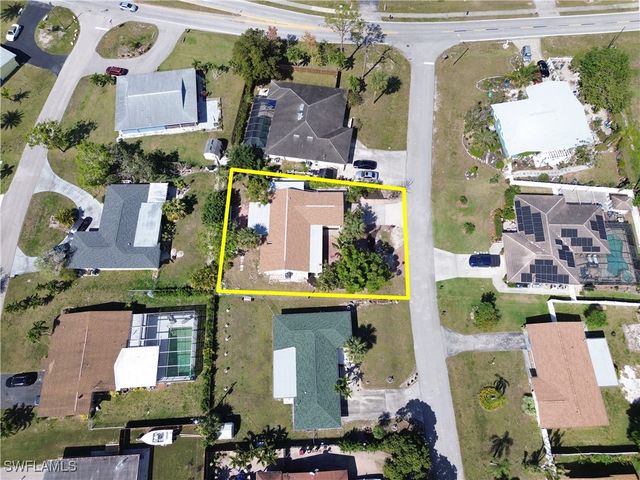 8925 Dorchester ST, Fort Myers, FL 33907