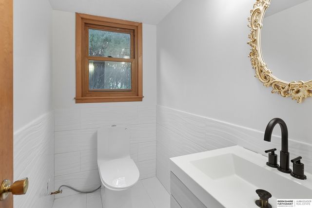 1101 Potter Road, Bellevue, NE 68005