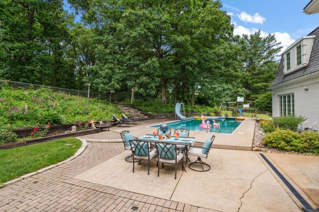 12512 Van Buren Street, Crown Point, IN 46307