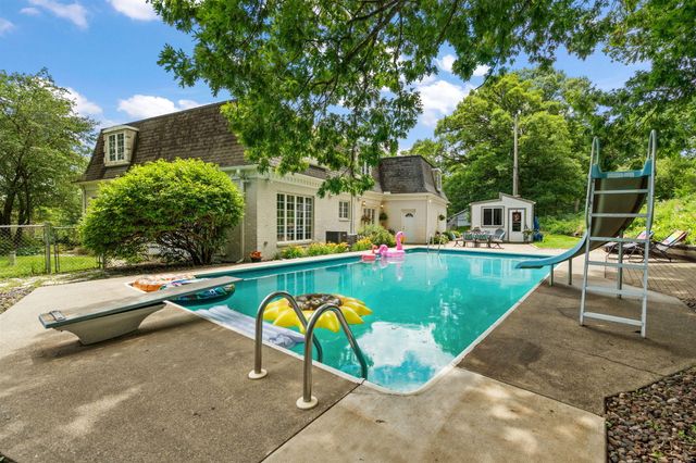 12512 Van Buren Street, Crown Point, IN 46307
