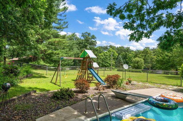 12512 Van Buren Street, Crown Point, IN 46307