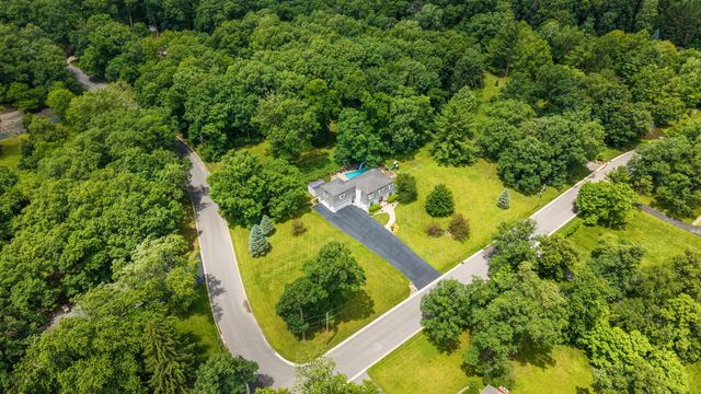 12512 Van Buren Street, Crown Point, IN 46307