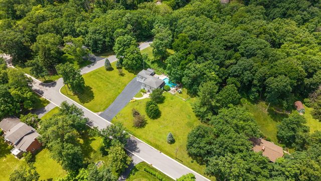12512 Van Buren Street, Crown Point, IN 46307