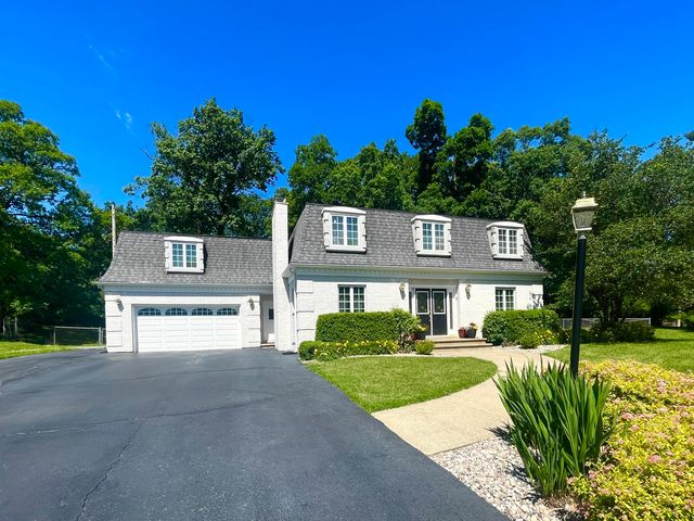 12512 Van Buren Street, Crown Point, IN 46307