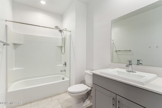 12774 E Joffroy Drive, Vail, AZ 85641