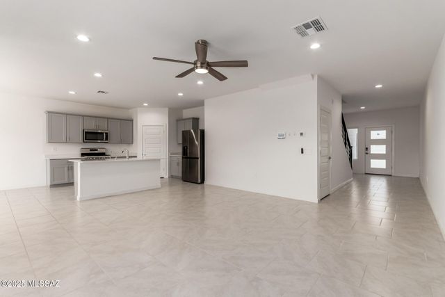 12774 E Joffroy Drive, Vail, AZ 85641