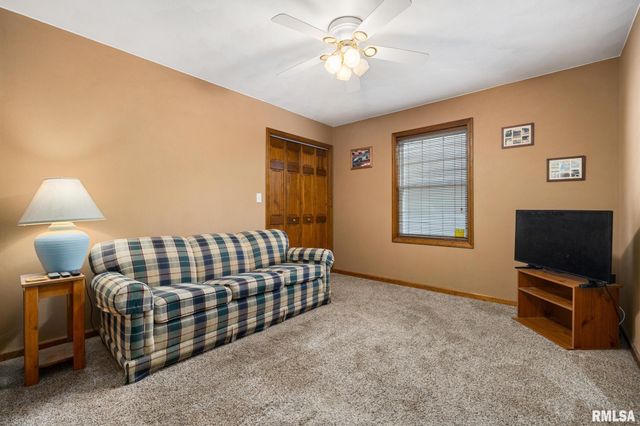 820 W CEDAR POINT Court, Bartonville, IL 61607