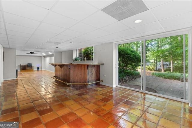 515 Kenbrook Drive, Atlanta, GA 30327