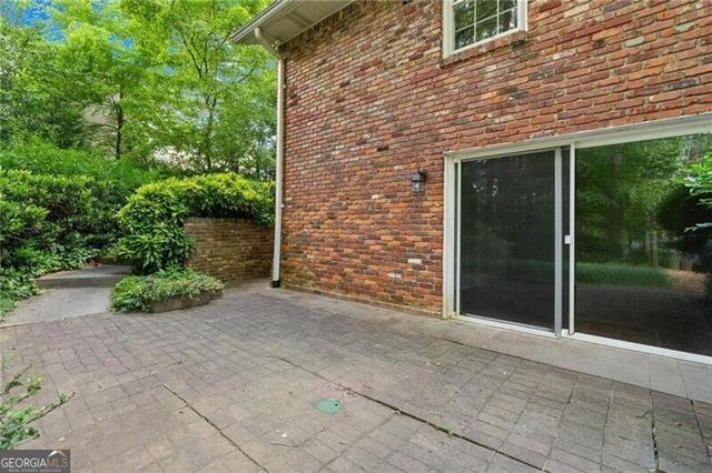 515 Kenbrook Drive, Atlanta, GA 30327