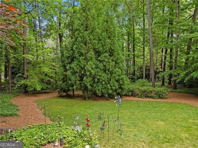 515 Kenbrook Drive, Atlanta, GA 30327