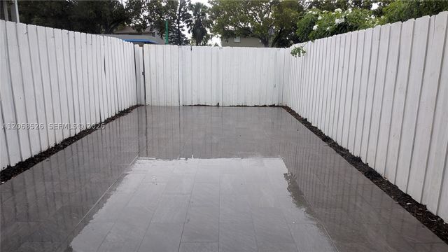 10341 SW 147th Ct Cir 14, Miami, FL 33196