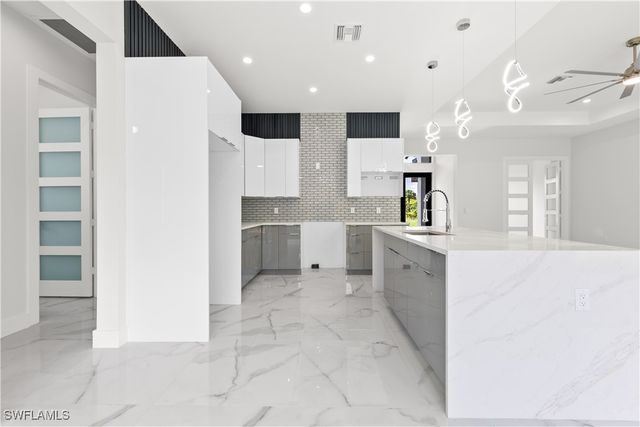 2898 36TH AVE SE, Naples, FL 34117