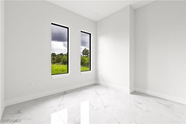 2898 36TH AVE SE, Naples, FL 34117