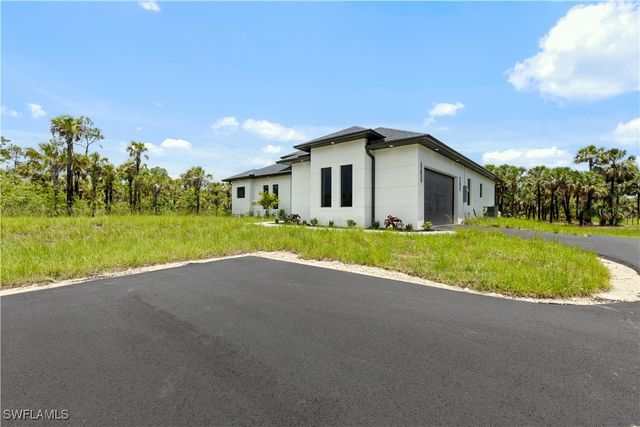 2898 36TH AVE SE, Naples, FL 34117