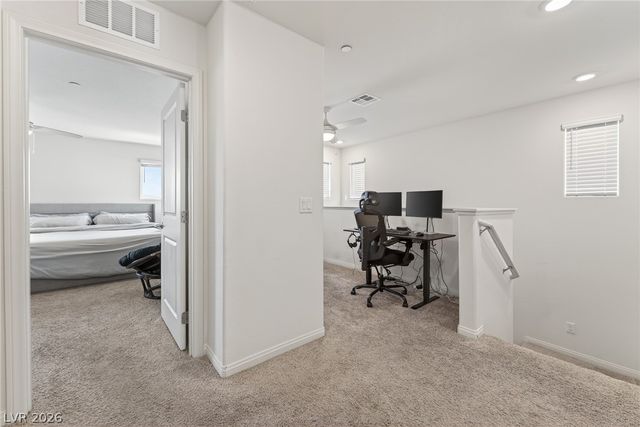 5714 Sunset Amber Avenue, Las Vegas, NV 89122