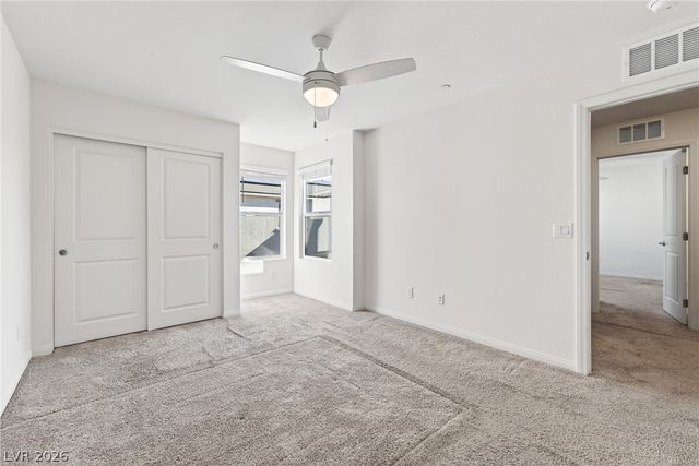 5714 Sunset Amber Avenue, Las Vegas, NV 89122