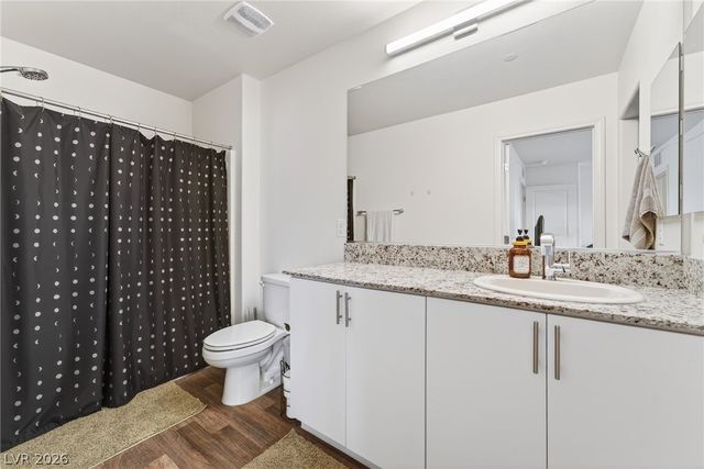 5714 Sunset Amber Avenue, Las Vegas, NV 89122