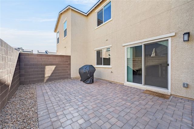 5714 Sunset Amber Avenue, Las Vegas, NV 89122